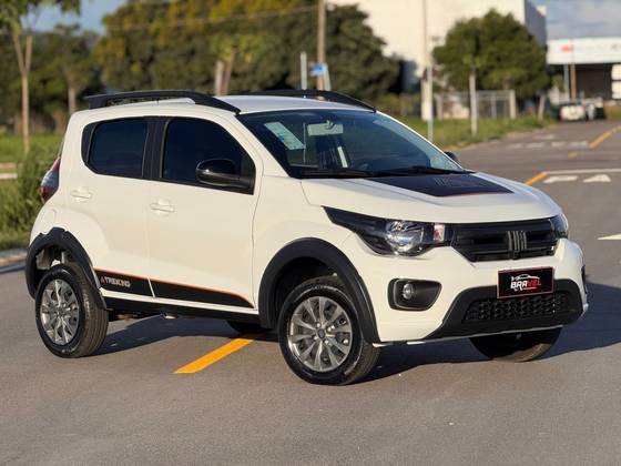 FIAT MOBI 1.0 FIREFLY FLEX TREKKING MANUAL